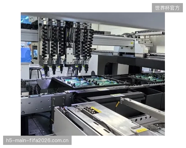 PU岩点供应链的碎片化现状，导致一旦出现批量微裂纹问题，难以从终端产品快速追溯至特定的树脂原料批次，形成质量监控的断点